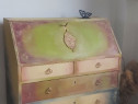 Secretaire, birou deosebit