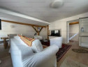 Apartament cu 3 camere in casa , decomandat - zona Centru Istoric