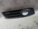 Grila proiector dreapta Audi A3 8P 2009