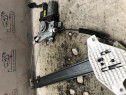 Macara geam stanga spate Opel Antara 2011