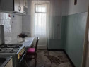 Apartament Cu 3 Camere Decomandate Zona Marasesti