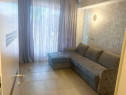 Apartament cu doua amere de inchiriat in zona Damaroaia