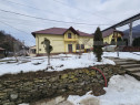 Spatiu Comercial + Apartament de vanzare Comuna Romuli
