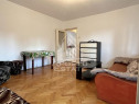 Apartament trei camere decomandat etaj intermediar