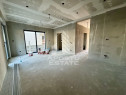 Duplex cu 5 camere, despartit prin camera tehnica, finisa...