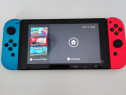 Consola Nintendo Switch in cutie