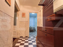 Apartament de vanzare, decomandat cu 3 camere, zona Dacia