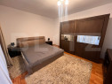 Apartament cu 3 camere, P-ta Mihai Viteazu