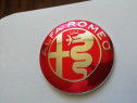 Emblema Alfa Romeo 74 mm capotă/portbagaj culoare pe roșu