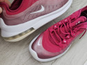 Vand adidasi nike air max