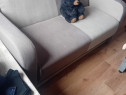 Canapea extensibilă pe roți in stare foarte bună