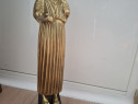 Statuie din bronz.