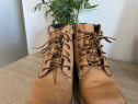 Ghete piele Timberland originale, marime 34, stare foarte buna