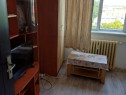 Granit garsoniera mobilata- baie cu wc si dus