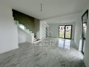 Duplex modern cu 4 camere, despartit prin camera tehnica,...