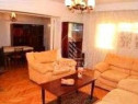 Apartament central, 4 camere ,zona excelenta.