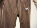 Pantaloni Arena &ndash; comozi, stil sport