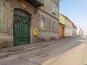 Apartament central, spațios, ideal pentru familie numero...