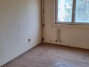 Apartament 2 camere zona Florilo(necesita renovare totala).