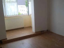 Apartament 2 camere,decomandat - zona Grivitei