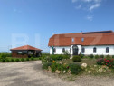 Conac de vânzare 7 camere, baie proprie, cramă, ciubăr ș