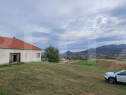 Vila la roșu, 240 mp, teren 93.000 mp - Șoimuș