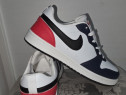 Adidași Nike noi marimea 40,42