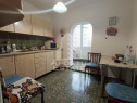 Apartament 3 camere decomandat, centrala proprie, etajul ...