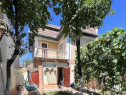 Vila individuala, 190 mp, 8 camere, garaj, curte, zona Lipov