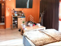Apartament cu trei camere de vanzare, in zona Miorita, Arad.