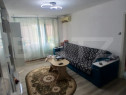 Aprtament de vanzare, cu 3 camere, zona Podul Ros