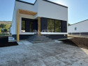 CASA INDIVIDUALA, 4 CAMERE, 2 BAI , 400 MP TEREN, Moldova Ma