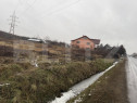 Teren intravilan 1.049 mp, front 21 m la stradă principală