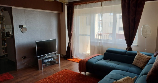Dau in chirie apartament cu 2 camere carpati 2