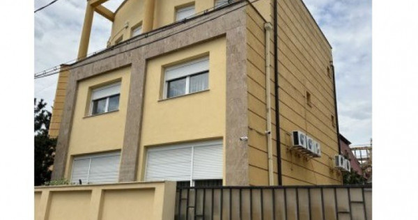Vila 7 camere in cartierul militari , uverturii