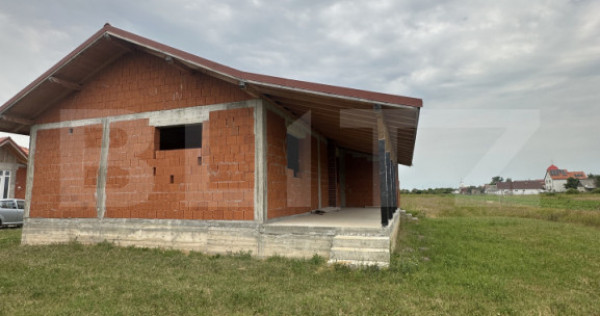 Casa la roșu 3 camere, 142 mp, 592 mp, teren, zona cionches