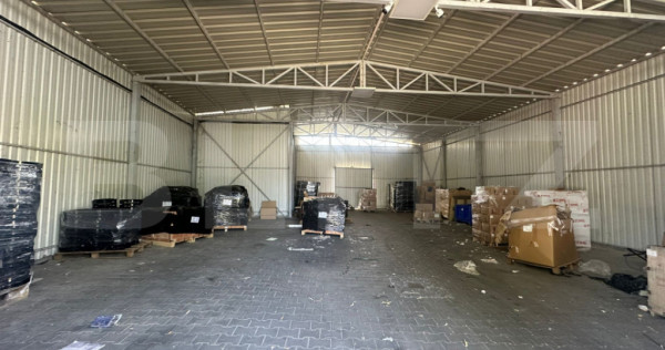 Trei hale industriale + anexe, zona breasta