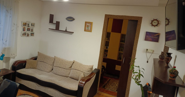 Apartament cu 3 camere de vânzare