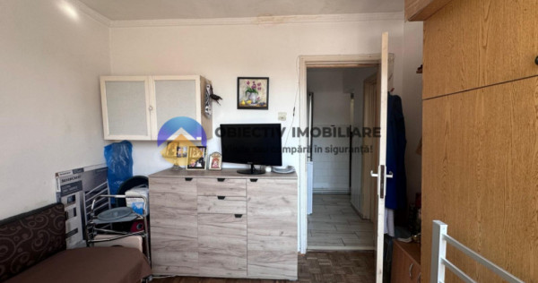 Apartament de vanzare 3 camere - darmanesti