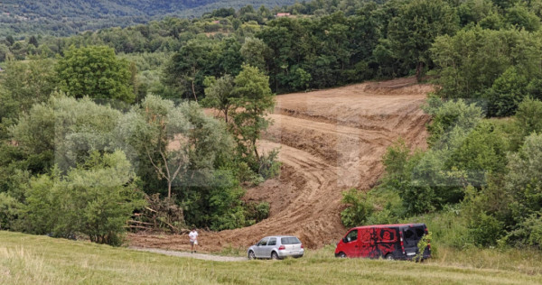 Teren extravilan de vanzare 12050mp , la doar 19km de orasul