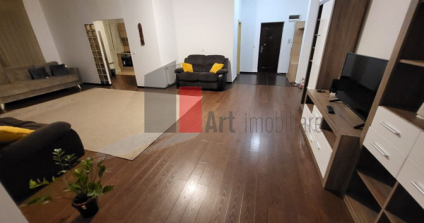Apartament cu 3 camere de vanzare in zona straulesti