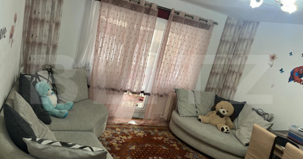 Apartament cu 3 camere, 64 mp, zona micro 16