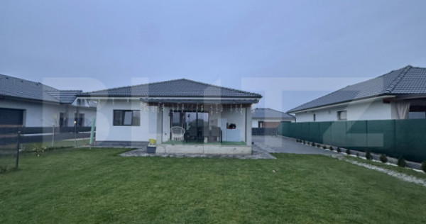 Casă de vânzare în unirea – mobilată, utilată