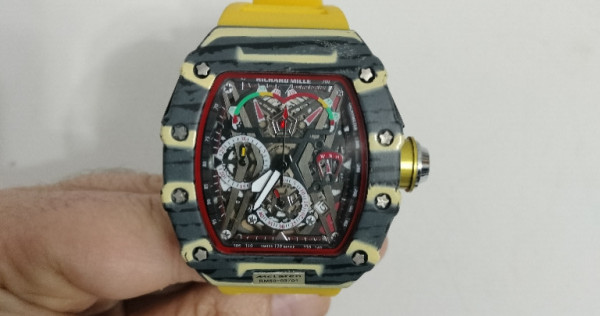 Ceas RICHARD MILLE cu curea rezerv 400 lei Lajumate.ro