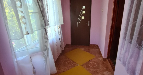 Casa plus teren de vanzare ! colacu,racari !