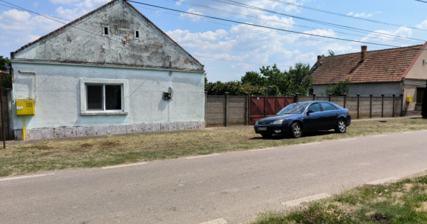 Casă bătrânească la periam