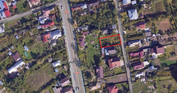 Teren de casa cu toate utilitatile - 500 mp
