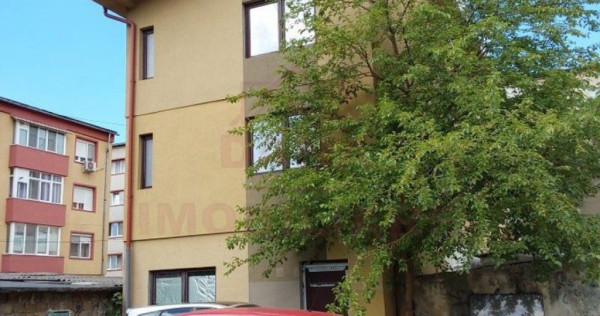 Casă de vânzare 430 mp ,în caransebeș jud. caraș- se...