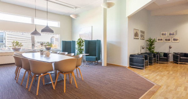 Acces nelimitat la spații de co-working în regus city centre
