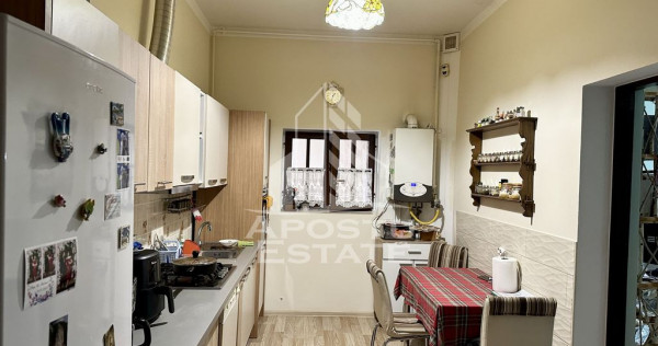 Casa cu 4 camere in zona garii, timisoara